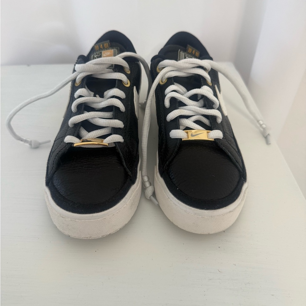 Women's Nike Serena Williams Design Crew x Wmns Court Legacy